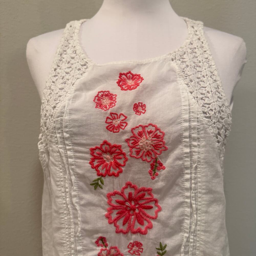 Abercrombie & Fitch Embroidered White Pink Floral Crochet Racerback Tank Top S - Picture 4 of 10